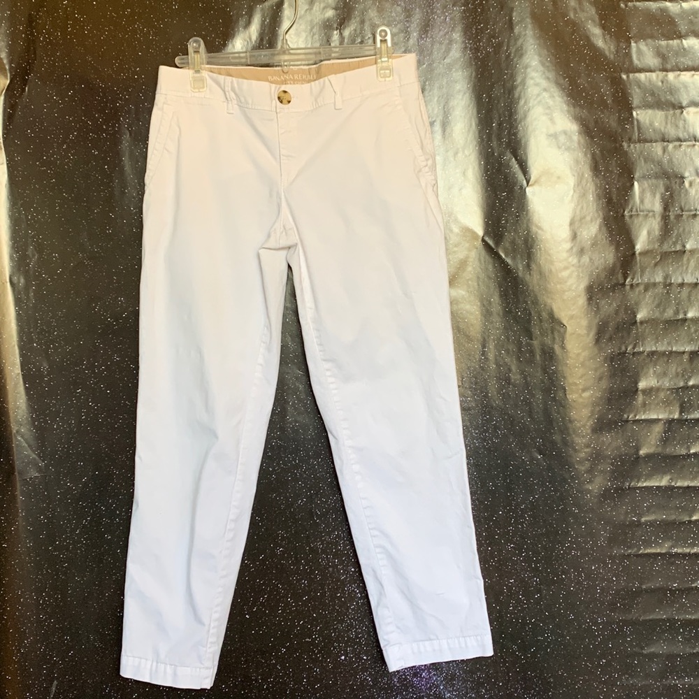Banana Republic- “City Chino” White Pants size 4s